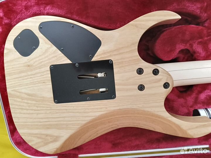 Электрогитара ibanez Prestige RG652AHM-NGB