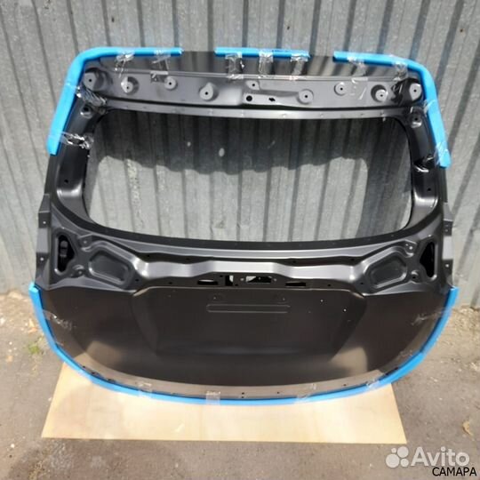 Крышка багажника Toyota Rav4 40 кузов