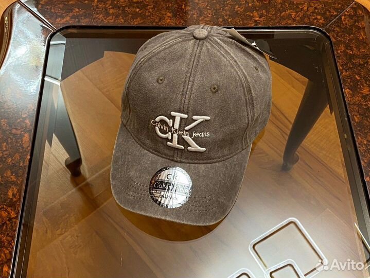 Кепка Calvin Klein ystigyvdgdjfjc