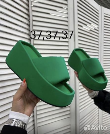 Шлепанцы (размер 37)