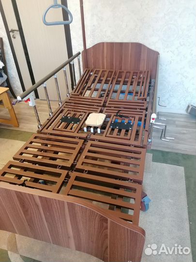 Медицинская кровать для лежачих больных