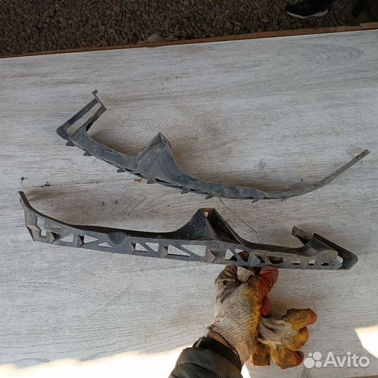 Кронштейн фары Мазда 6 2005 Mazda 6 GG