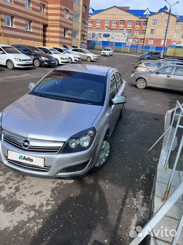 Opel Astra 1.6 МТ, 2011, 147 000 км