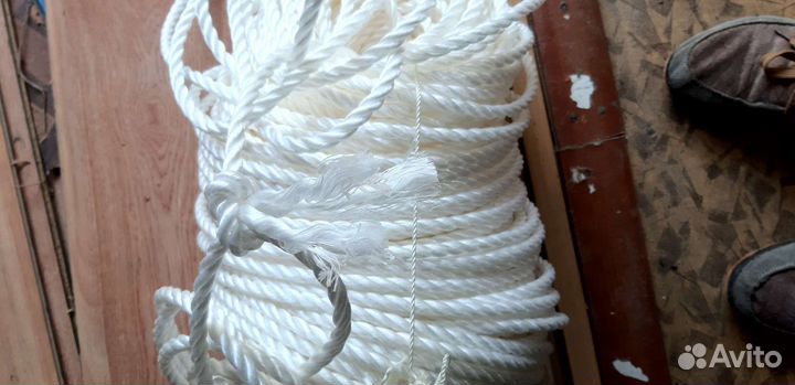 Трос швартовый