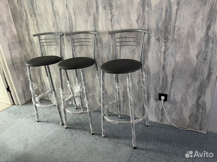 Барный стул