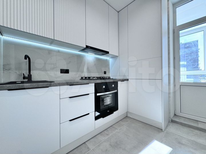 2-к. квартира, 50 м², 3/12 эт.