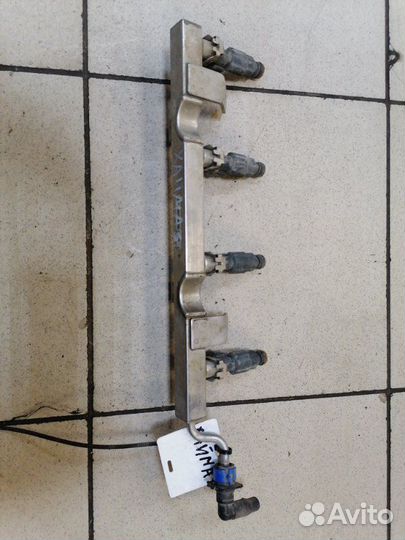 Топливная рампа с форсунками Haima 3