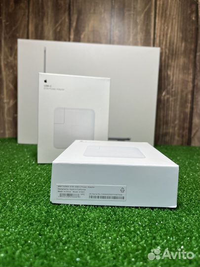 Apple USB-C Power Adapter 61 W