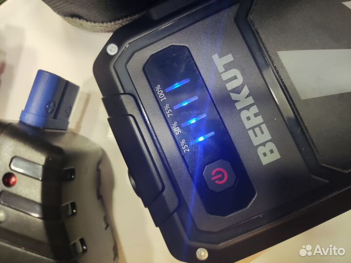 Пуско-зарядное устройство berkut JSL-9000