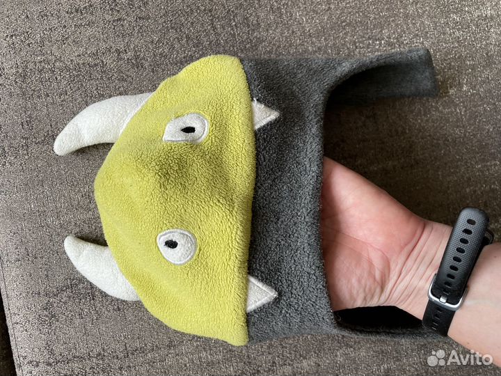 Шапка зимняя на возраст 6-8 лет