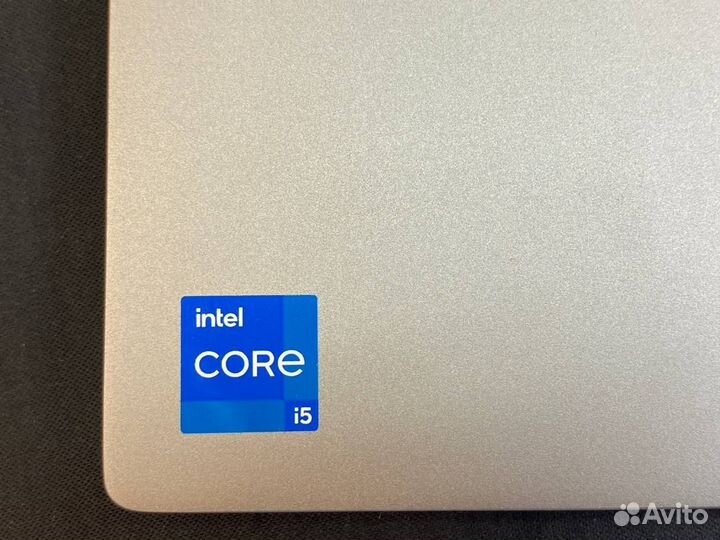 Ноутбук трансформер Yoga 14s i5 8GB 512SSD