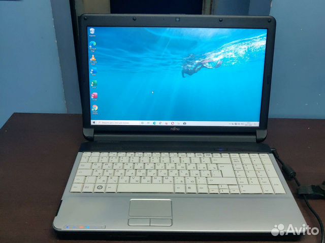 Fujitsu lifebook A530, i3-m380, 4 Gb, 250 Gb