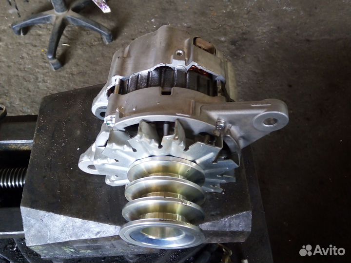 Генератор для экскаватора A4TU6285A