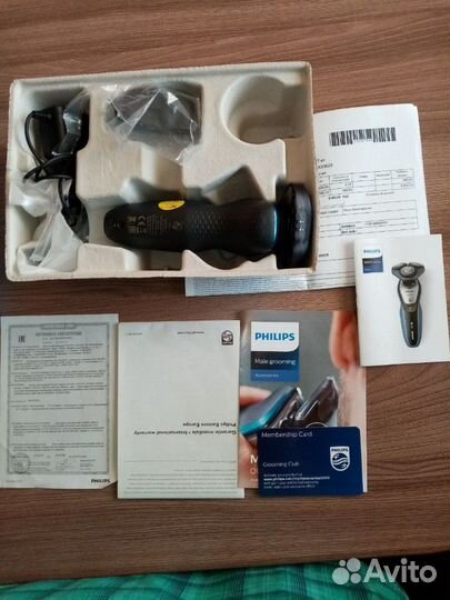 Продам бритву Philips