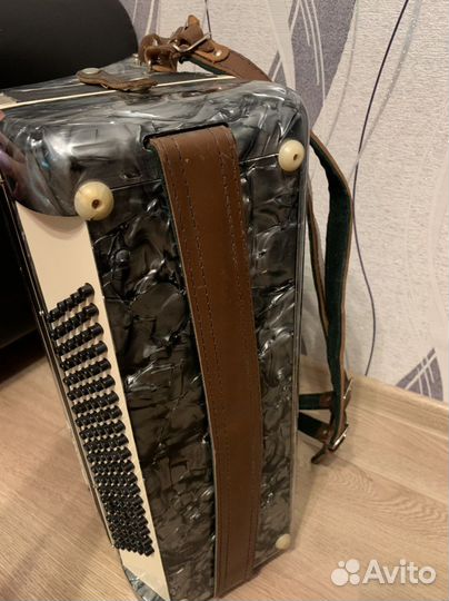 Аккордеон взрослый Восход 2