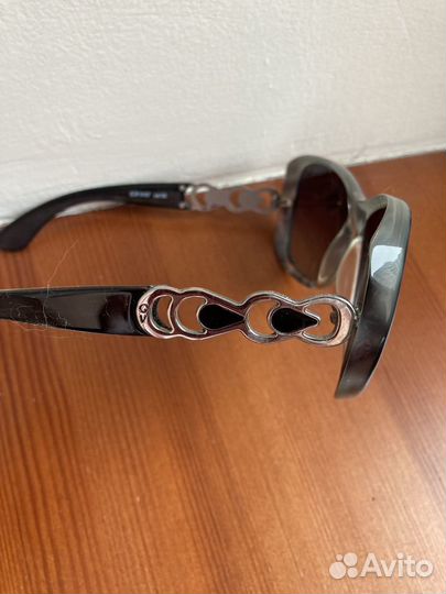 Солнцезащитные очки женские