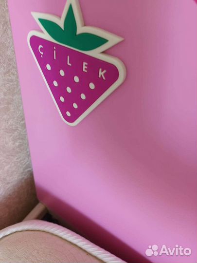 Спальный гарнитур для девочки