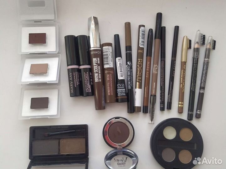 Средства для бровей