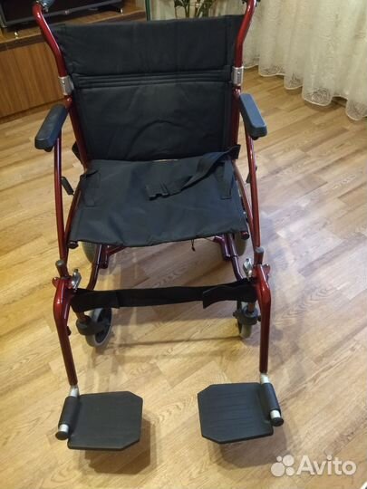 Инвалидная коляска
