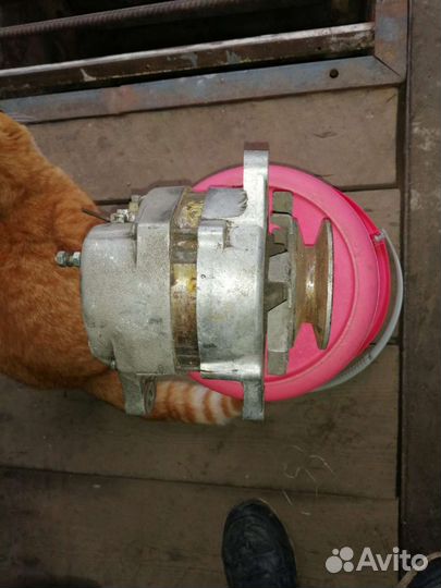 Генератор на УАЗ 469