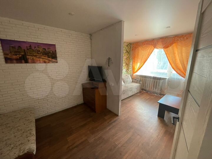 2-к. квартира, 47 м², 3/5 эт.