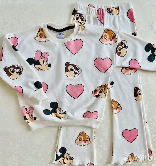 Костюм Zara для девочки