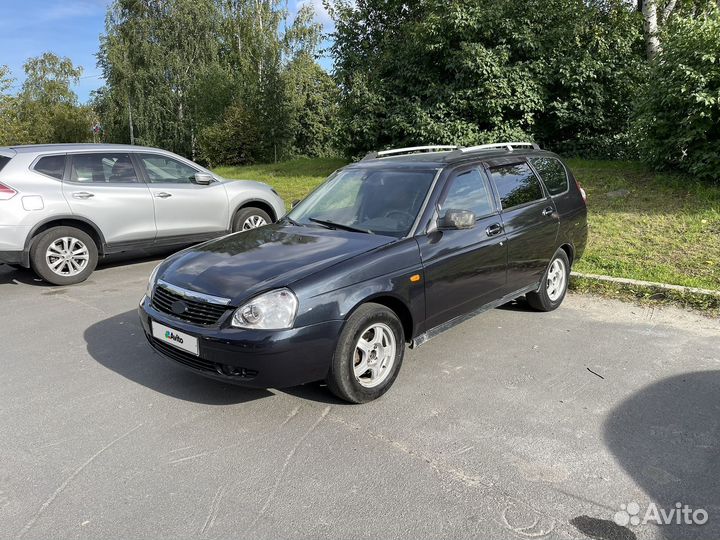 LADA Priora 1.6 МТ, 2010, 180 256 км