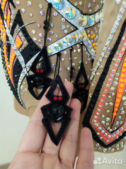 Купальник для художественной гимнастики