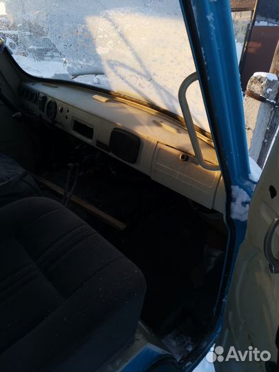 УАЗ 3303 бортовой, 1995