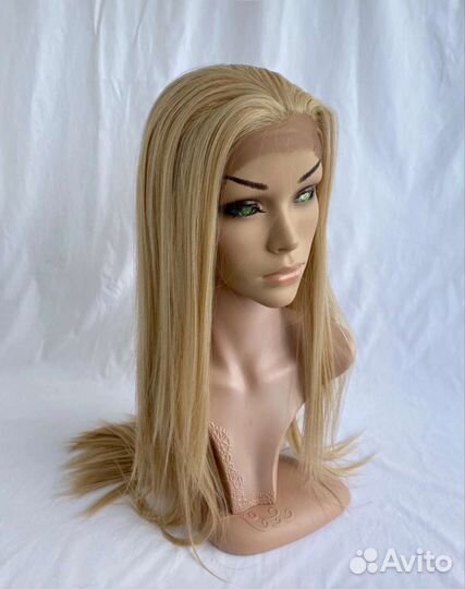 Парик новый на сетке front lace естественный блонд