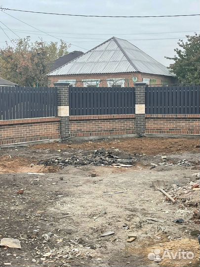 Забор из евроштакетника