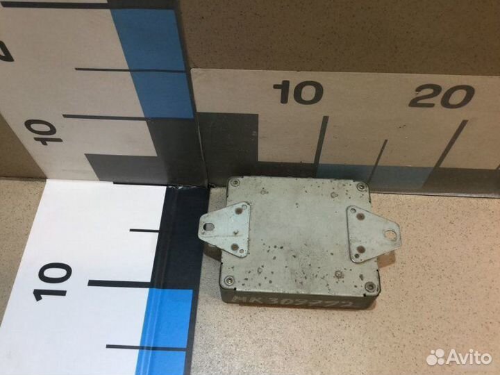 Блок электронный Mitsubishi Pajero V1 1991-1996