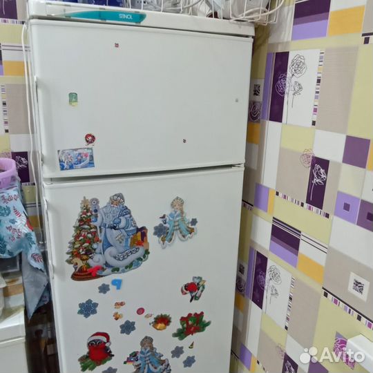 Холодильник бу stinol