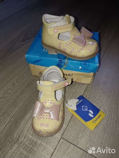 Босоножки для девочки сандали