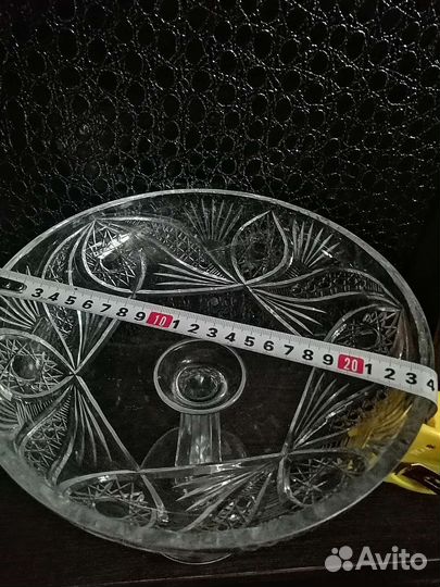 Большая хрустальная ваза для фруктов