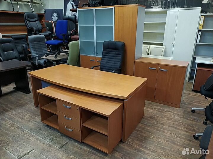 Кабинет руководителя б/у Flector 01319-вшс