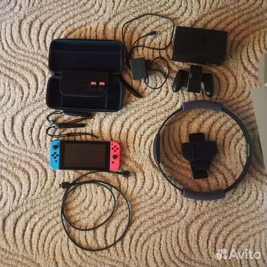 Nintendo switch rev 2 с играми
