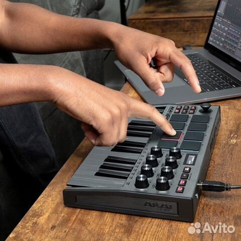 Midi-клавиатура akai PRO MPK mini MK3 Grey