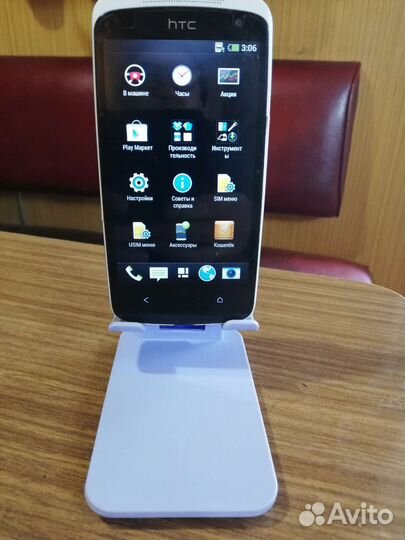 Телефон HTC