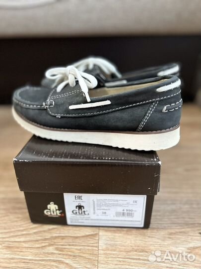 Топсайдеры, мокасины