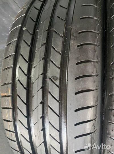 Goodyear EfficientGrip 245/60 R18