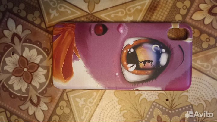 Бампер на телефон