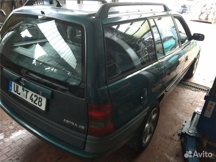 Разбор на запчасти Opel Astra F