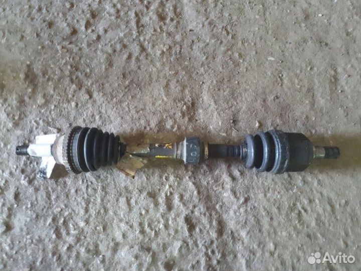 Привод левый Hyundai Sonata 5