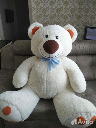Плюшевый медведь