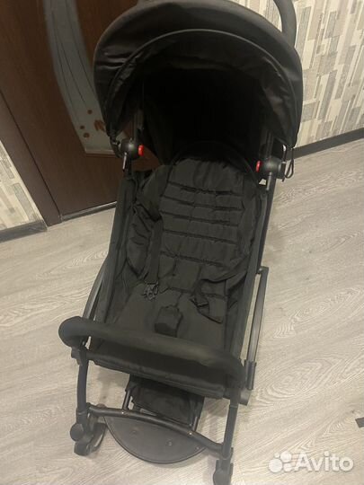 Прогулочная коляска yoya