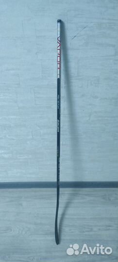 Продам правую детскую клюшку Bauer hyperlite p92