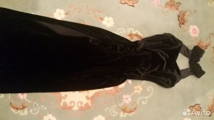 Вечернее платье