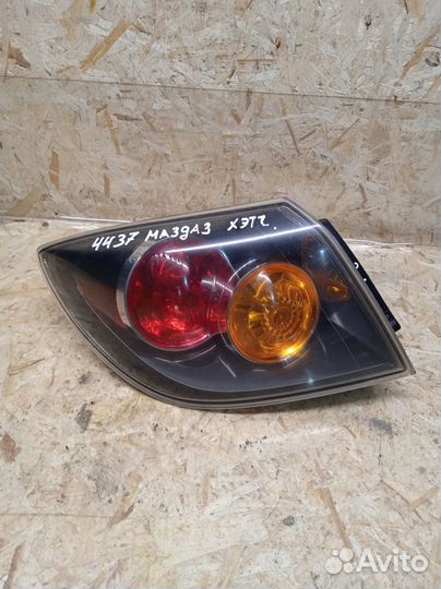 Фонарь задний наружный левый Mazda 3