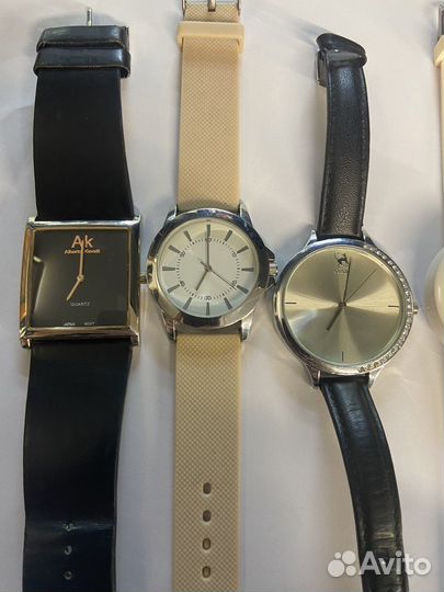 Часы женские разные,все рабочие,одним лотом